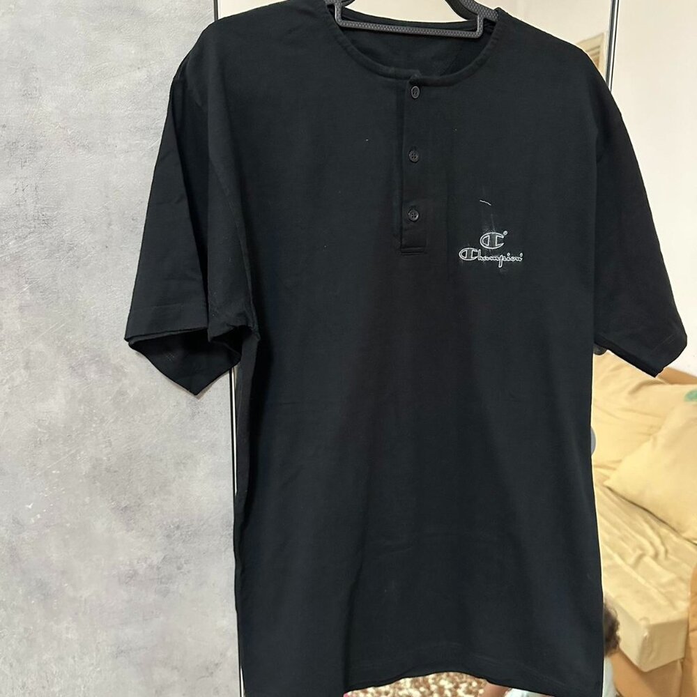 Champion Men's Black T-shirt